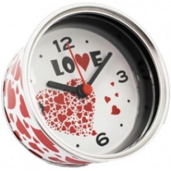 Reloj de aluminio "Love" presentado en lata